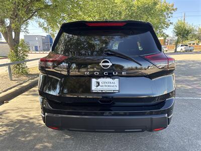 2025 Nissan Rogue SV - Photo 6 - Dallas, TX 75252