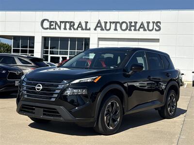 2025 Nissan Rogue SV - Photo 1 - Dallas, TX 75252