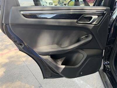 2025 Porsche Macan - Photo 16 - Dallas, TX 75252