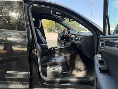 2025 Porsche Macan - Photo 22 - Dallas, TX 75252