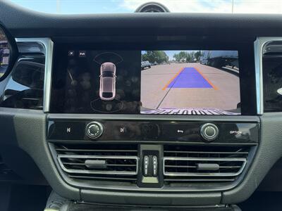 2025 Porsche Macan - Photo 26 - Dallas, TX 75252