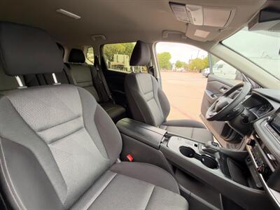 2025 Nissan Rogue SV - Photo 24 - Dallas, TX 75252