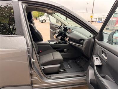 2025 Nissan Rogue SV - Photo 18 - Dallas, TX 75252