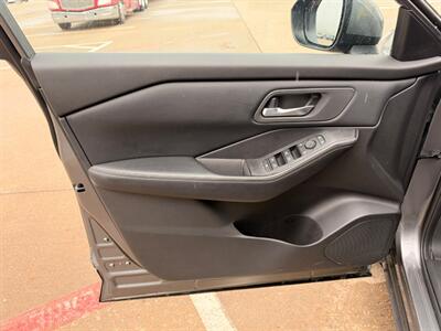 2025 Nissan Rogue SV - Photo 9 - Dallas, TX 75252