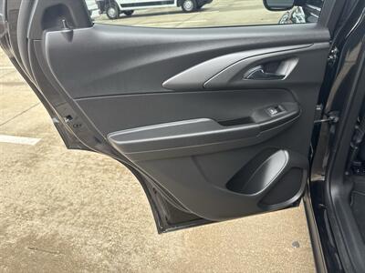 2025 Chevrolet Trailblazer RS   - Photo 12 - Dallas, TX 75252