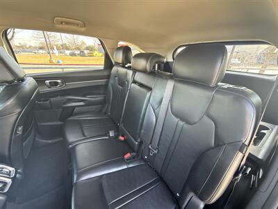 2024 Kia Sorento S   - Photo 33 - Dallas, TX 75252