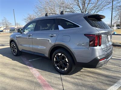 2024 Kia Sorento S   - Photo 5 - Dallas, TX 75252