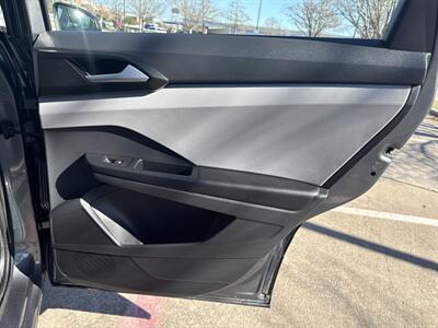2023 Volkswagen Taos S   - Photo 22 - Dallas, TX 75252