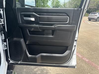 2024 RAM 2500 Big Horn   - Photo 13 - Dallas, TX 75252