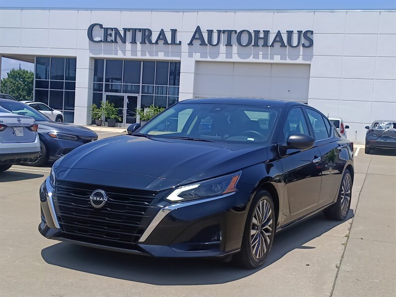 2024 Nissan Altima 2.5 SV - Photo 1 - Dallas, TX 75252