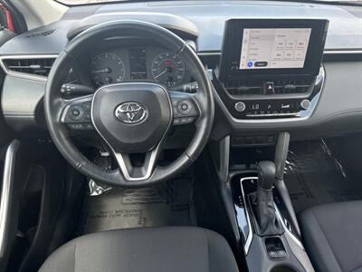 2024 Toyota Corolla Cross LE   - Photo 16 - Dallas, TX 75252