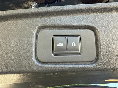 2025 Nissan Pathfinder SV   - Photo 16 - Dallas, TX 75252