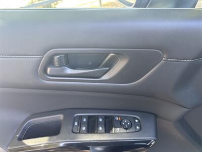 2025 Nissan Pathfinder SV   - Photo 11 - Dallas, TX 75252