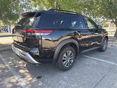 2025 Nissan Pathfinder SV   - Photo 7 - Dallas, TX 75252