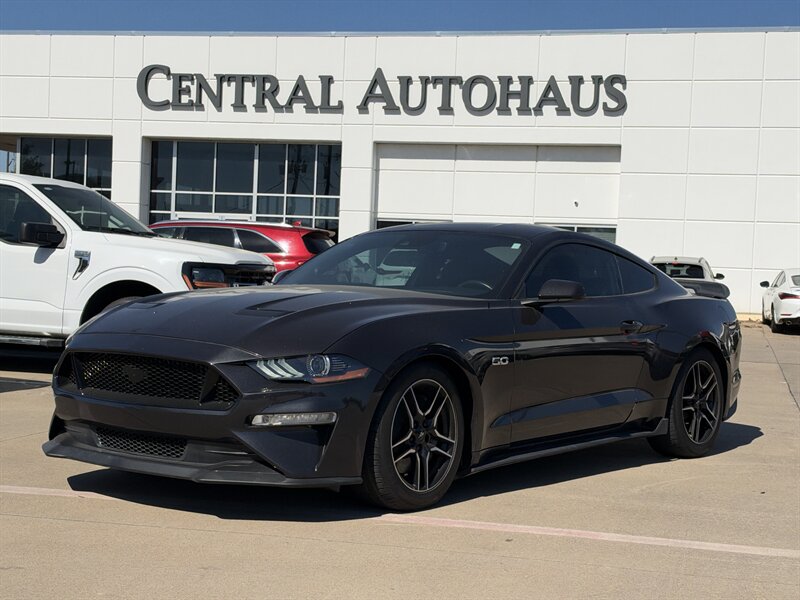 2022 Ford Mustang GT   - Photo 1 - Dallas, TX 75252