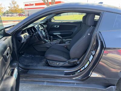 2022 Ford Mustang GT   - Photo 15 - Dallas, TX 75252