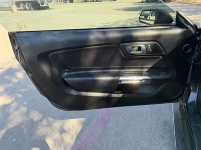 2022 Ford Mustang GT   - Photo 10 - Dallas, TX 75252