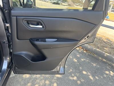 2025 Nissan Rogue SV - Photo 13 - Dallas, TX 75252