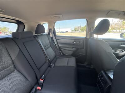 2025 Nissan Rogue SV - Photo 32 - Dallas, TX 75252