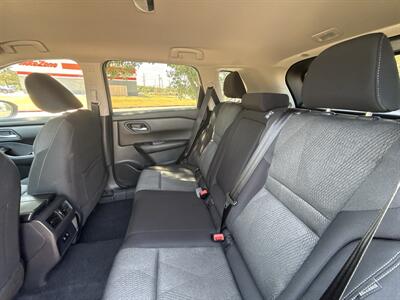 2025 Nissan Rogue SV - Photo 31 - Dallas, TX 75252