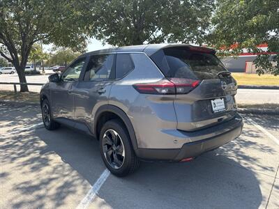 2025 Nissan Rogue SV - Photo 5 - Dallas, TX 75252