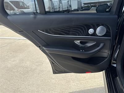 2018 Mercedes-Benz E 300   - Photo 12 - Dallas, TX 75252