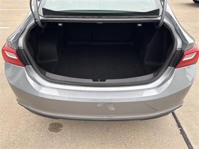 2023 Chevrolet Malibu LT   - Photo 15 - Dallas, TX 75252