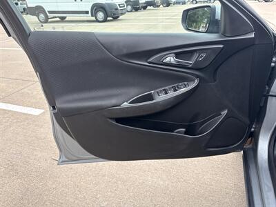 2023 Chevrolet Malibu LT   - Photo 10 - Dallas, TX 75252