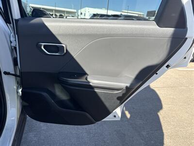 2025 Kia K4 LX - Photo 11 - Dallas, TX 75252