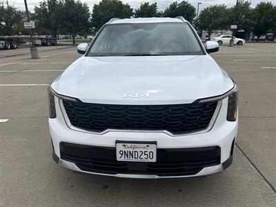 2024 Kia Sorento S   - Photo 2 - Dallas, TX 75252