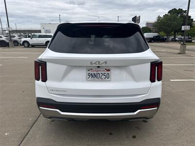 2024 Kia Sorento S   - Photo 6 - Dallas, TX 75252
