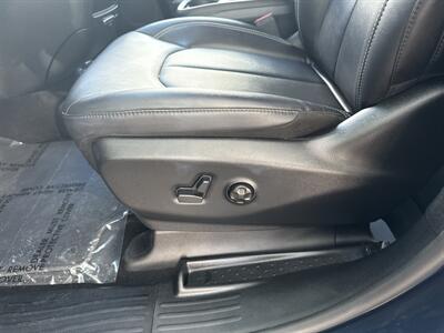 2025 Chrysler Pacifica Select   - Photo 19 - Dallas, TX 75252