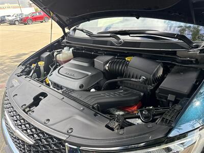 2025 Chrysler Pacifica Select   - Photo 40 - Dallas, TX 75252