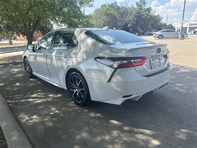 2023 Toyota Camry SE   - Photo 5 - Dallas, TX 75252