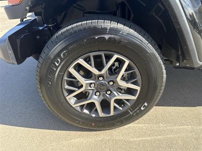 2025 Jeep Wrangler Sahara - Photo 36 - Dallas, TX 75252