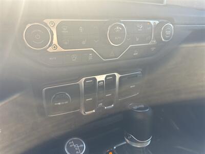 2025 Jeep Wrangler Sahara - Photo 30 - Dallas, TX 75252