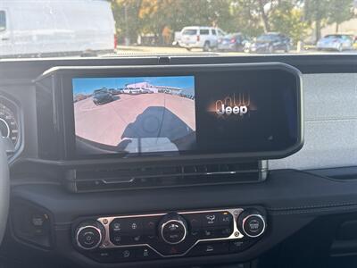 2025 Jeep Wrangler Sahara - Photo 27 - Dallas, TX 75252