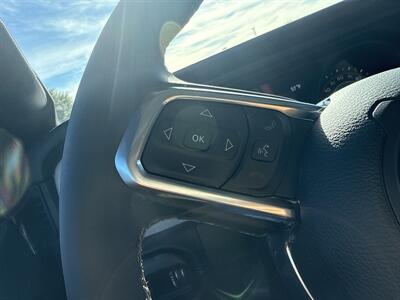 2025 Jeep Wrangler Sahara - Photo 24 - Dallas, TX 75252