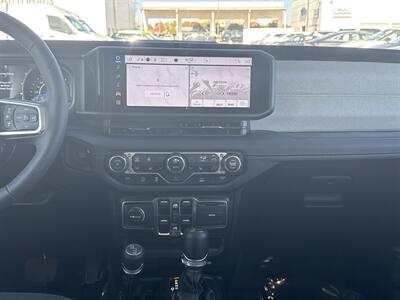 2025 Jeep Wrangler Sahara - Photo 26 - Dallas, TX 75252