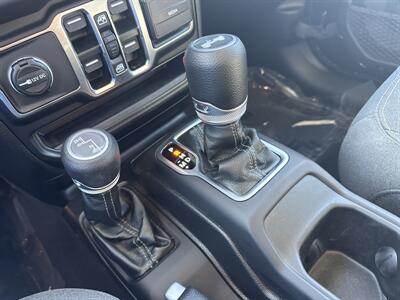 2025 Jeep Wrangler Sahara - Photo 28 - Dallas, TX 75252