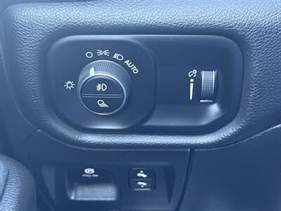 2025 RAM 1500 Big Horn   - Photo 28 - Dallas, TX 75252