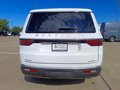 2022 Jeep Wagoneer Series III   - Photo 6 - Dallas, TX 75252