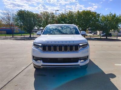 2022 Jeep Wagoneer Series III   - Photo 2 - Dallas, TX 75252