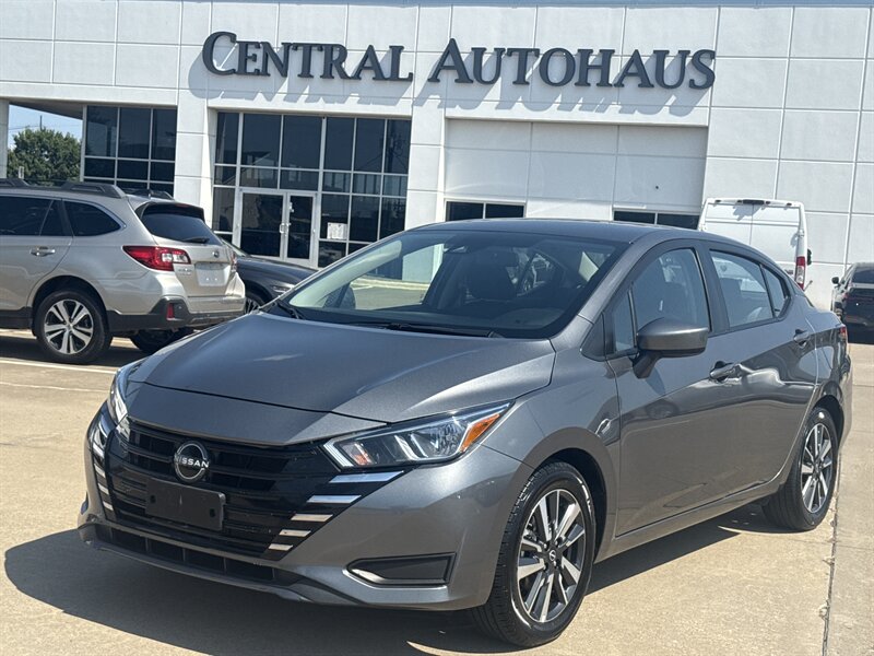 2024 Nissan Versa SV - Photo 1 - Dallas, TX 75252