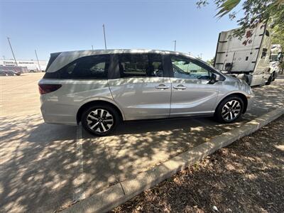 2025 Honda Odyssey EX-L   - Photo 8 - Dallas, TX 75252