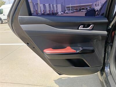 2022 Kia K5 GT-Line   - Photo 13 - Dallas, TX 75252