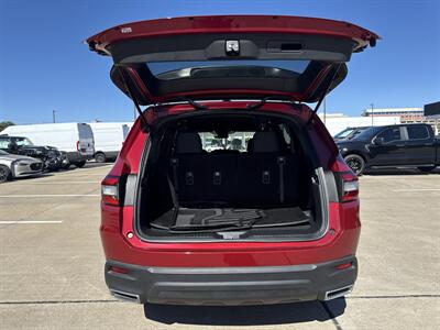 2025 Honda Pilot Sport - Photo 20 - Dallas, TX 75252