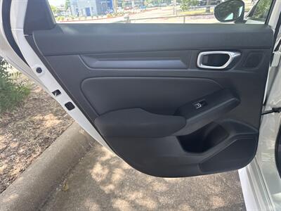 2024 Honda Civic EX   - Photo 12 - Dallas, TX 75252