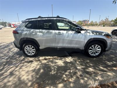 2025 Toyota Corolla Cross LE - Photo 8 - Dallas, TX 75252