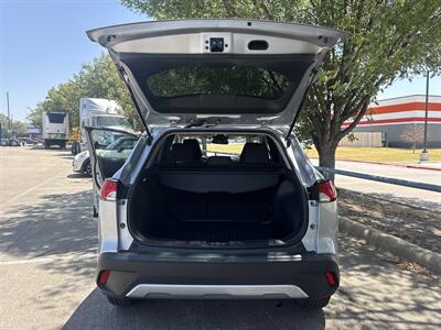 2025 Toyota Corolla Cross LE - Photo 14 - Dallas, TX 75252